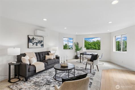 1428 Palm Avenue SW Seattle WA 98116