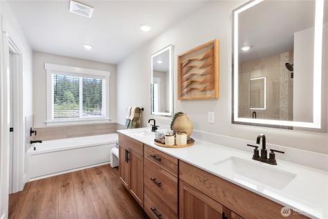 32120 Myrtle Avenue SE Black Diamond WA 98010