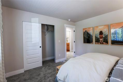 32120 Myrtle Avenue SE Black Diamond WA 98010