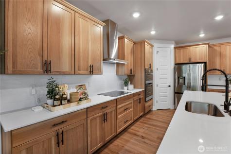 32120 Myrtle Avenue SE Black Diamond WA 98010