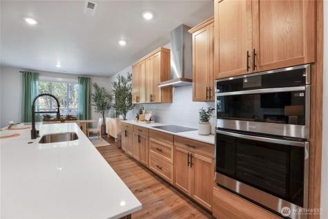 32120 Myrtle Avenue SE Black Diamond WA 98010