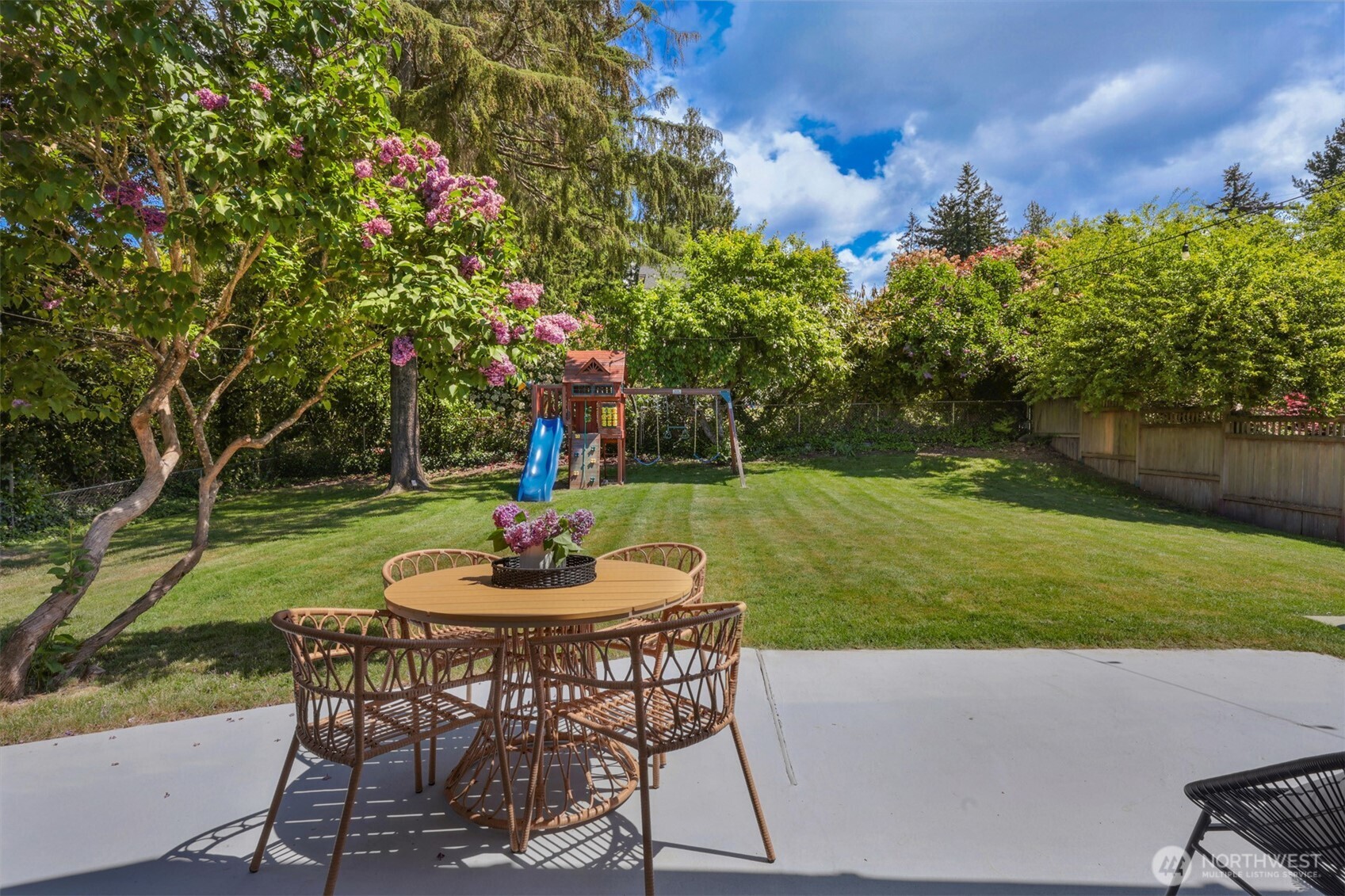 12008 9th Avenue NW Seattle WA 98177