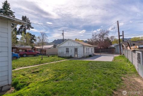626 Highland Drive Wenatchee WA 98801
