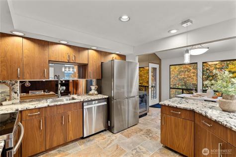 118 168th Avenue NE Bellevue WA 98008