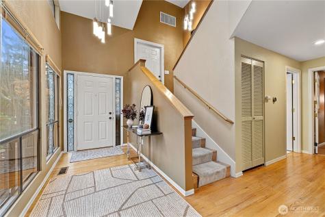 118 168th Avenue NE Bellevue WA 98008