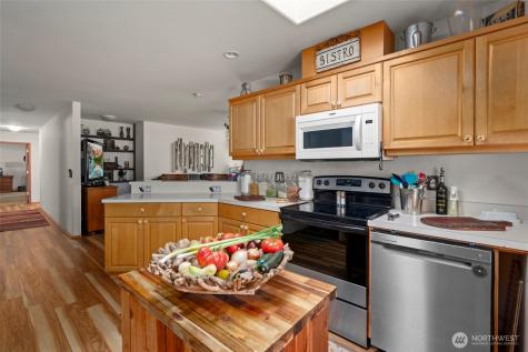 985 Lyndean Lane Oak Harbor WA 98277