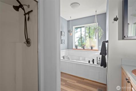 985 Lyndean Lane Oak Harbor WA 98277