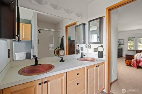 985 Lyndean Lane Oak Harbor WA 98277