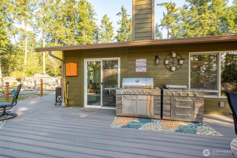 985 Lyndean Lane Oak Harbor WA 98277