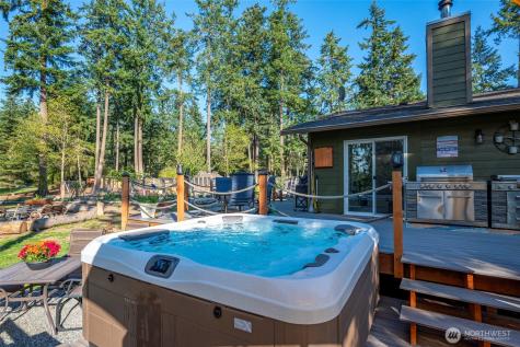 985 Lyndean Lane Oak Harbor WA 98277