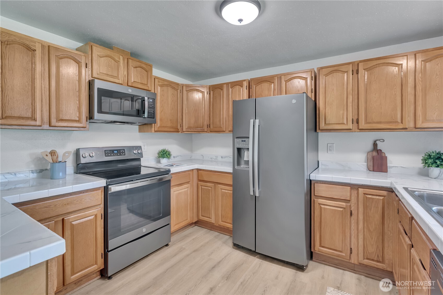 3384 Jackson Highway Chehalis WA 98532