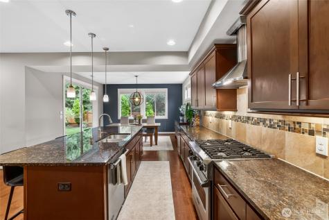 1601 NE Falls Drive Issaquah WA 98029