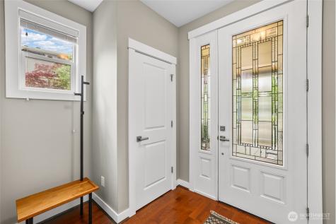 1601 NE Falls Drive Issaquah WA 98029