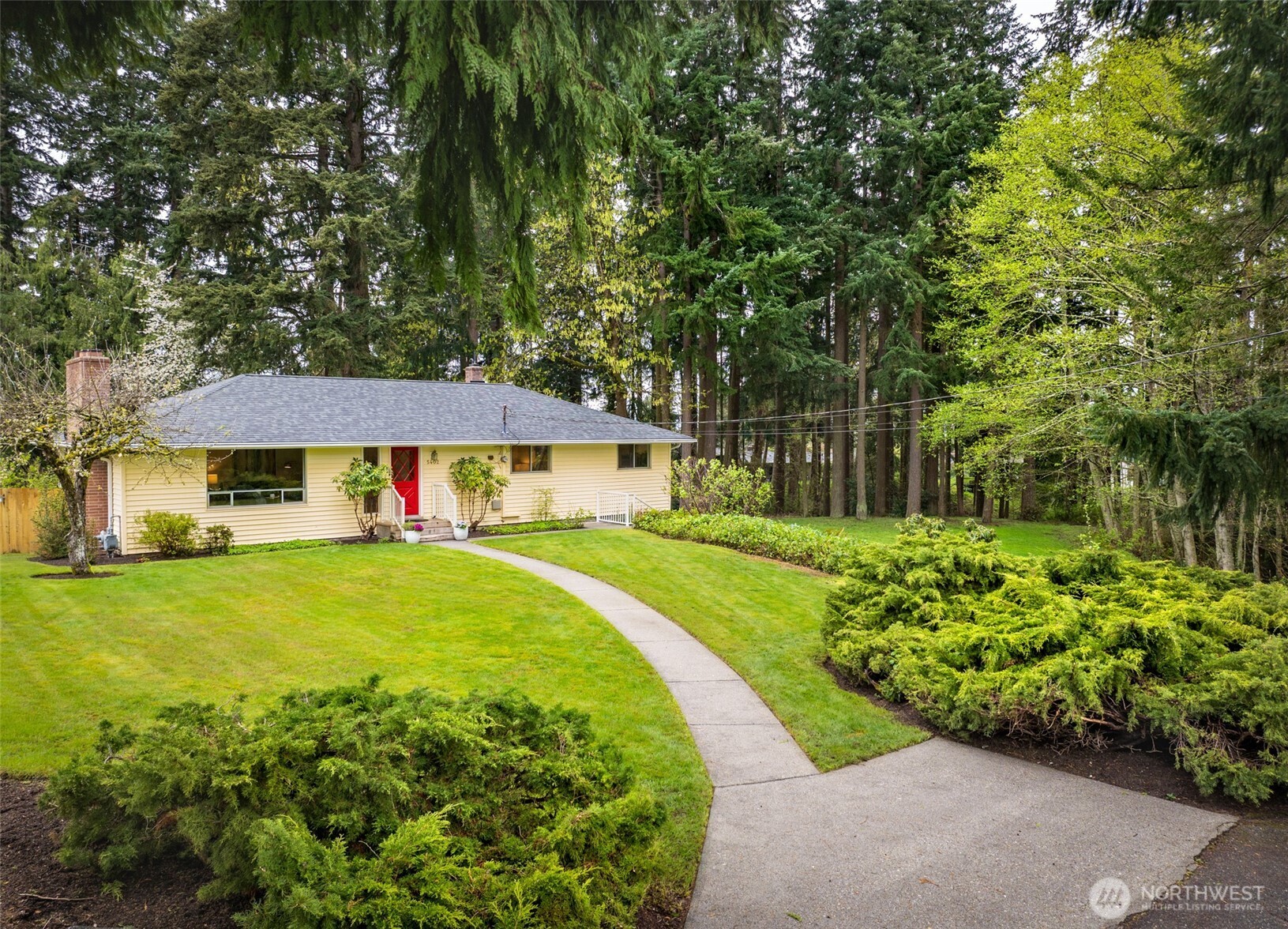 5402 West Drive Everett WA 98203