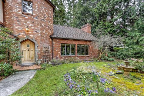 90 Oak Shore Drive Port Townsend WA 98368