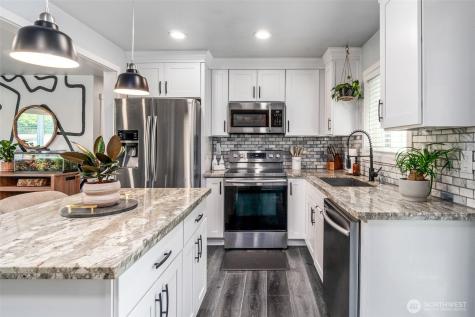 3713 S Burns Street Seattle WA 98118