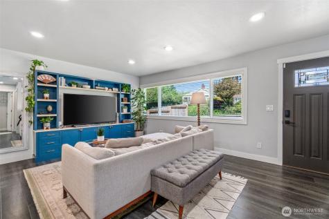 3713 S Burns Street Seattle WA 98118