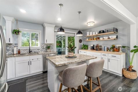 3713 S Burns Street Seattle WA 98118