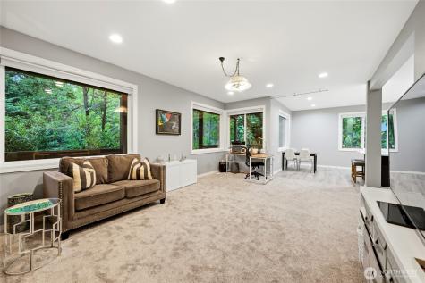 12326 24th Avenue NE Seattle WA 98125