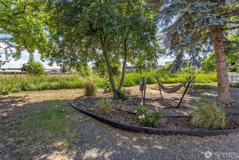 100 Hadley Drive Yakima WA 98908