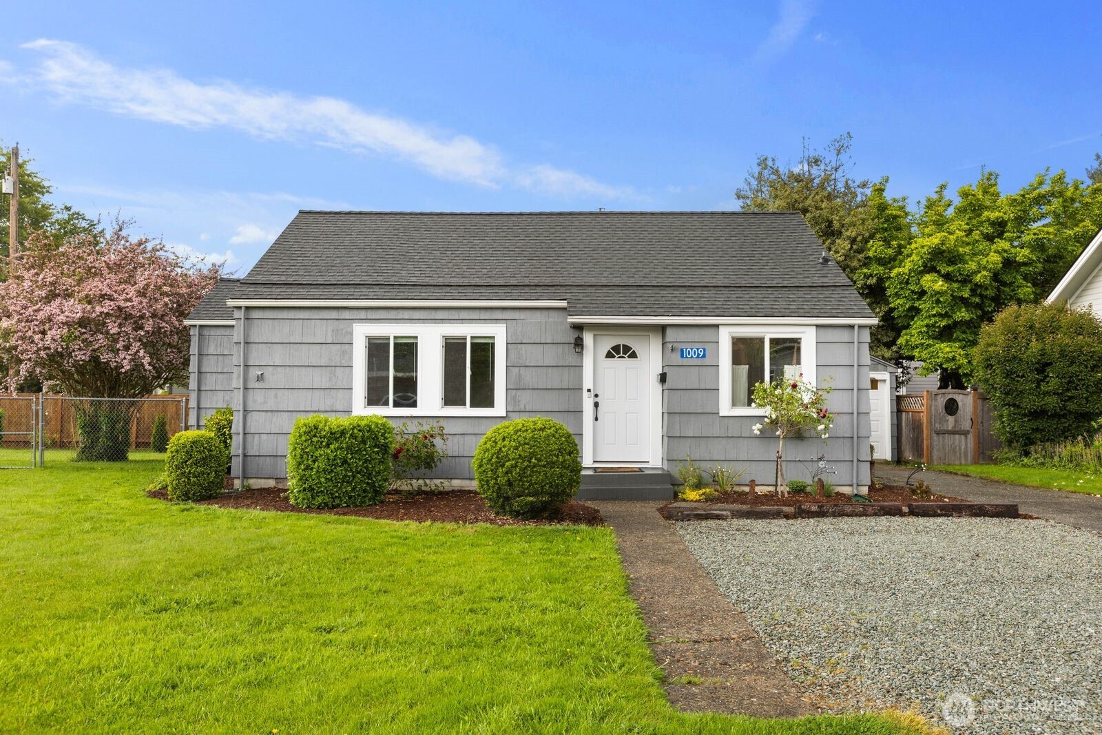 1009 E Orange Avenue Burlington WA 98233