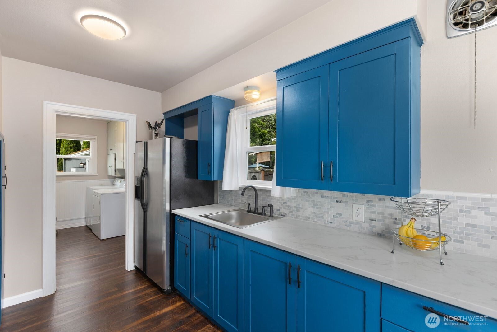 1009 E Orange Avenue Burlington WA 98233