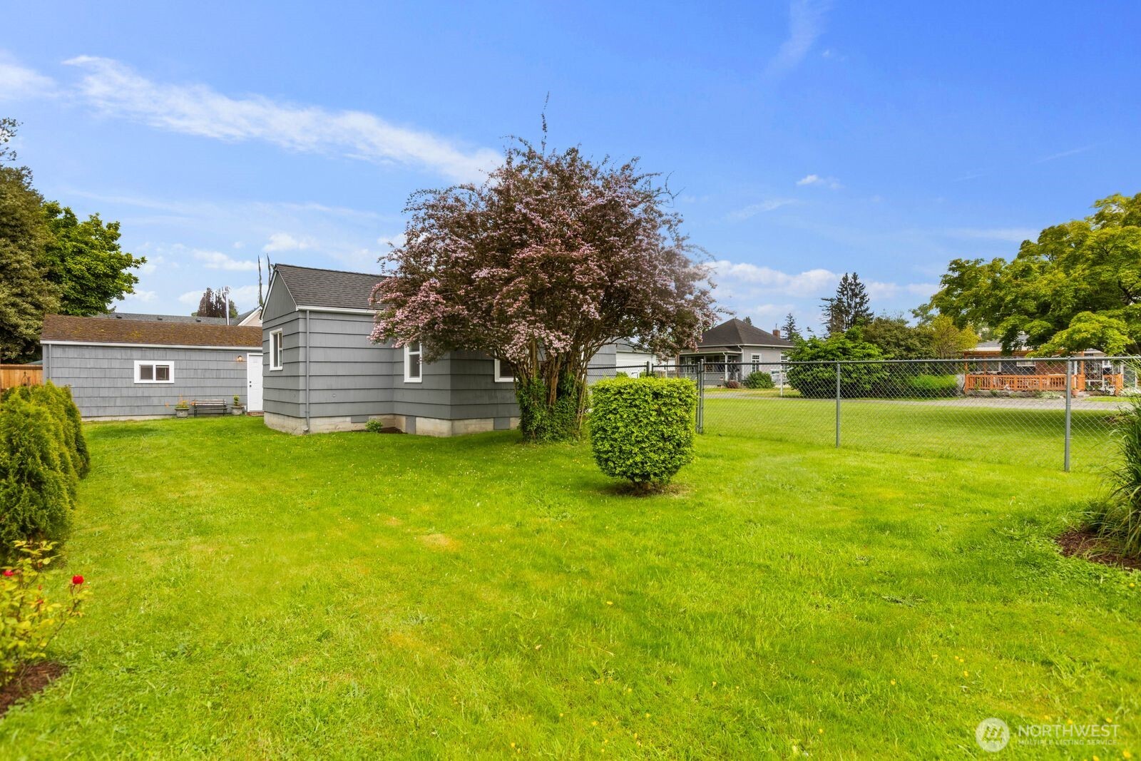 1009 E Orange Avenue Burlington WA 98233