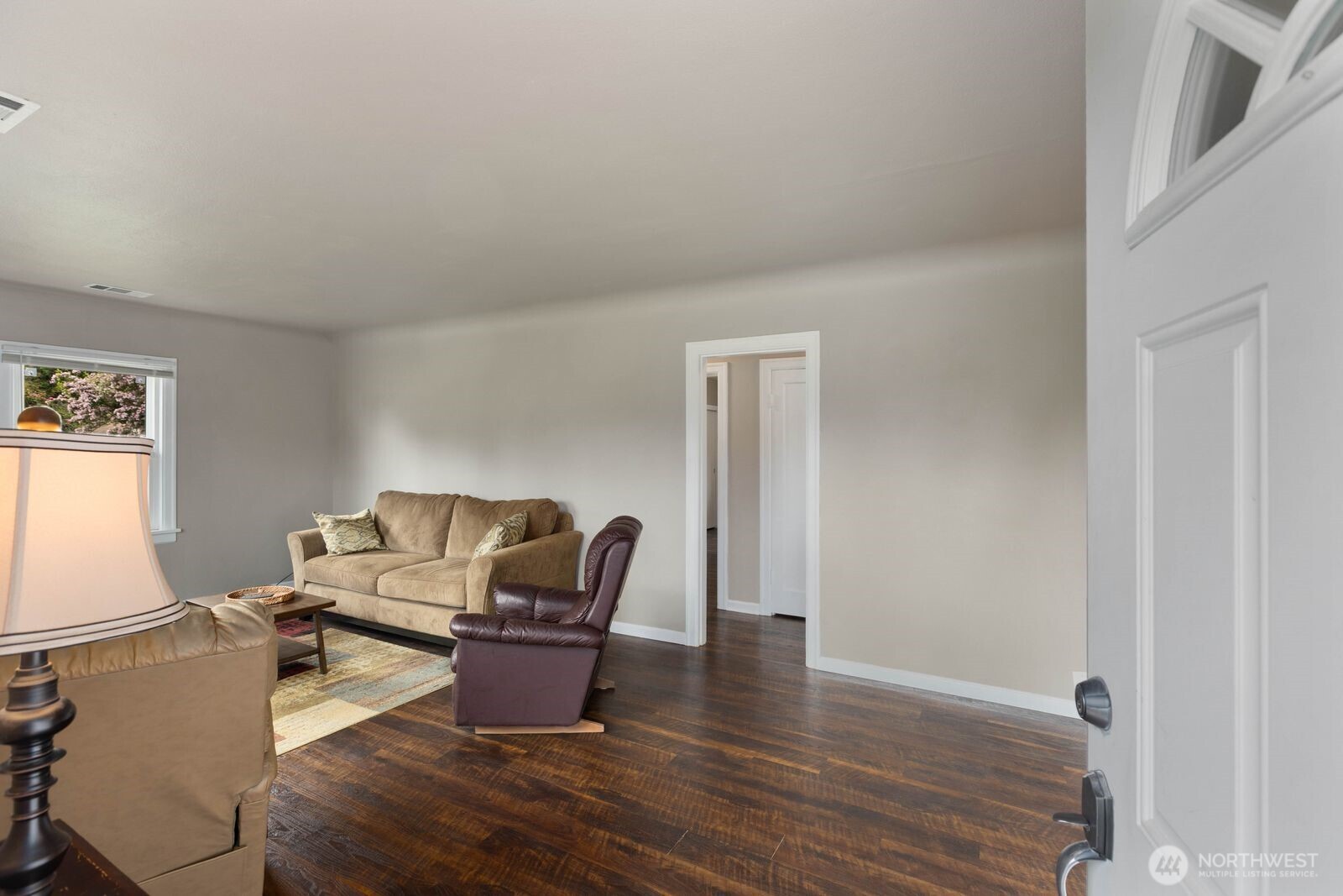 1009 E Orange Avenue Burlington WA 98233