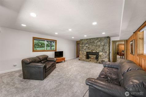 1418 E Blackburn Road Mount Vernon WA 98274