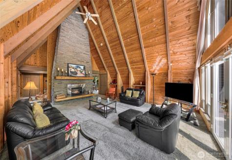 1418 E Blackburn Road Mount Vernon WA 98274