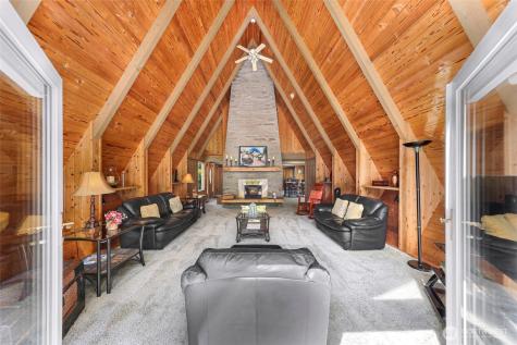 1418 E Blackburn Road Mount Vernon WA 98274