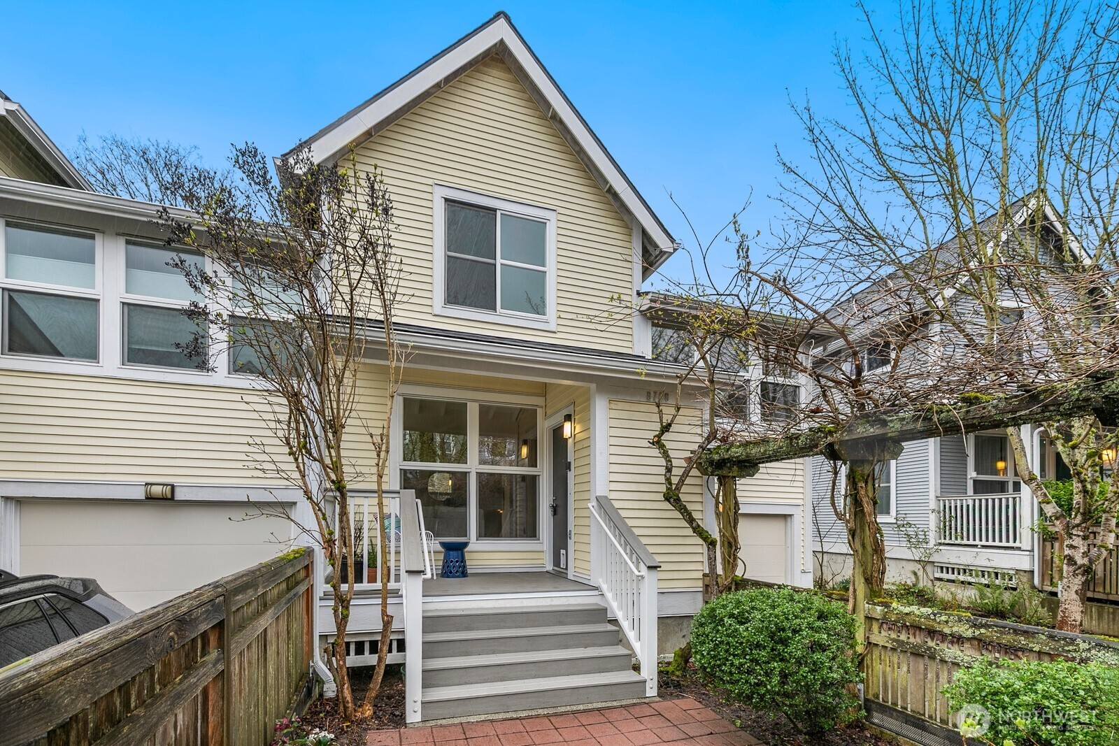 6726 35th Place S Seattle WA 98118
