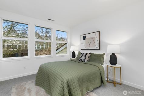 6726 35th Place S Seattle WA 98118
