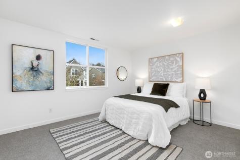 6726 35th Place S Seattle WA 98118