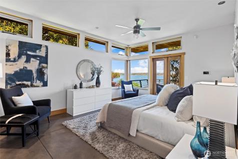 4502 55th Avenue NE Seattle WA 98105