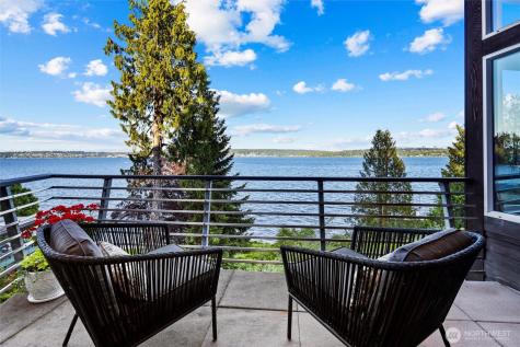 4502 55th Avenue NE Seattle WA 98105