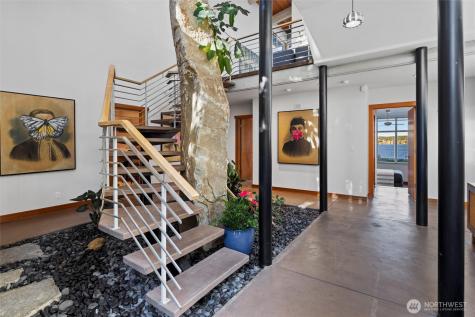 4502 55th Avenue NE Seattle WA 98105