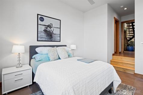 4502 55th Avenue NE Seattle WA 98105