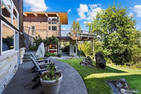 4502 55th Avenue NE Seattle WA 98105