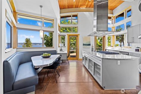 4502 55th Avenue NE Seattle WA 98105
