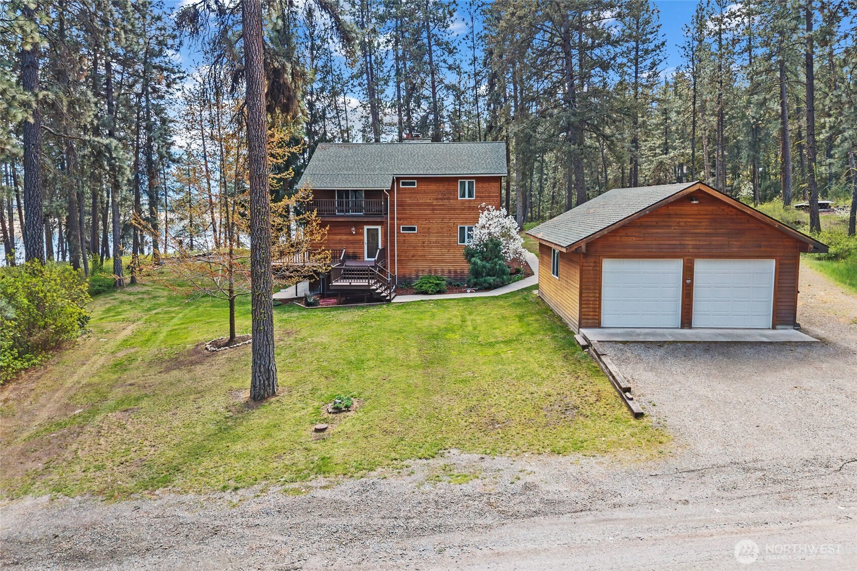 61 Columbia Drive Kettle Falls WA 99141