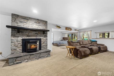 61 Columbia Drive Kettle Falls WA 99141