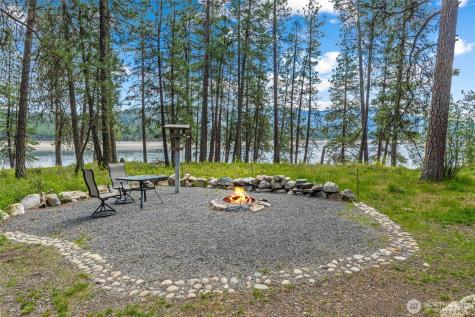 61 Columbia Drive Kettle Falls WA 99141