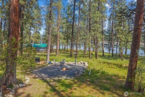 61 Columbia Drive Kettle Falls WA 99141