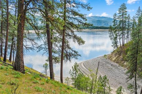 61 Columbia Drive Kettle Falls WA 99141