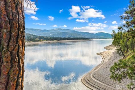 61 Columbia Drive Kettle Falls WA 99141