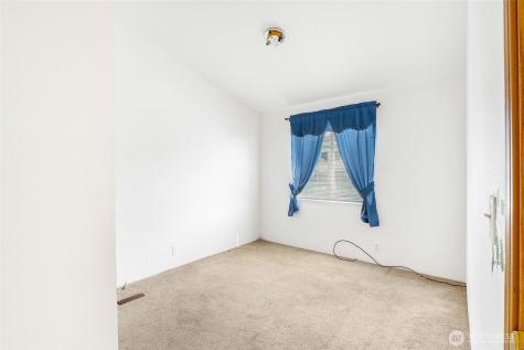 3211 W Wapato Drive Moses Lake WA 98837