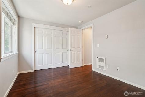 6562 5th Avenue NE Seattle WA 98115