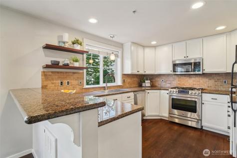 6562 5th Avenue NE Seattle WA 98115