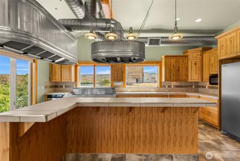1307 Jefferson Avenue Bridgeport WA 98813